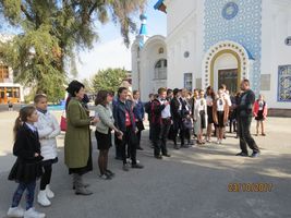 В Свято-Воскресенском кафедральном соборе прошла экскурсия для учащихся школы кн. Владимира