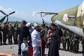 Встреча главного имама Ыссык-Атинского района и кадетов СКС