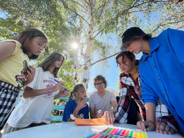 На Иссык-Куле продолжает работу детский краеведческо-певческий съезд. 
