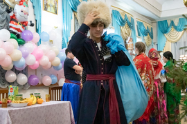 Колядки, театральные хаты и дружеский стол: молодежь Бишкекской епархии провела Рождественские встречи