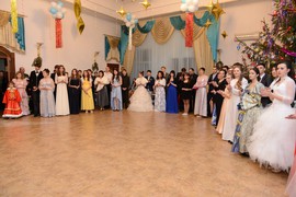 В Бишкекской и Кыргызстанской епархии состоялся Рождественский бал православной молодежи (+ВИДЕО)