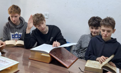 «Книга – хранитель веры». В храме Тихвинской иконы Божией Матери прошел урок ко Дню православной книги