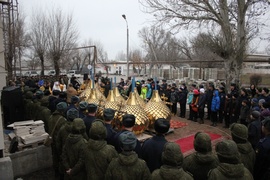 Освящение крестов и куполов
